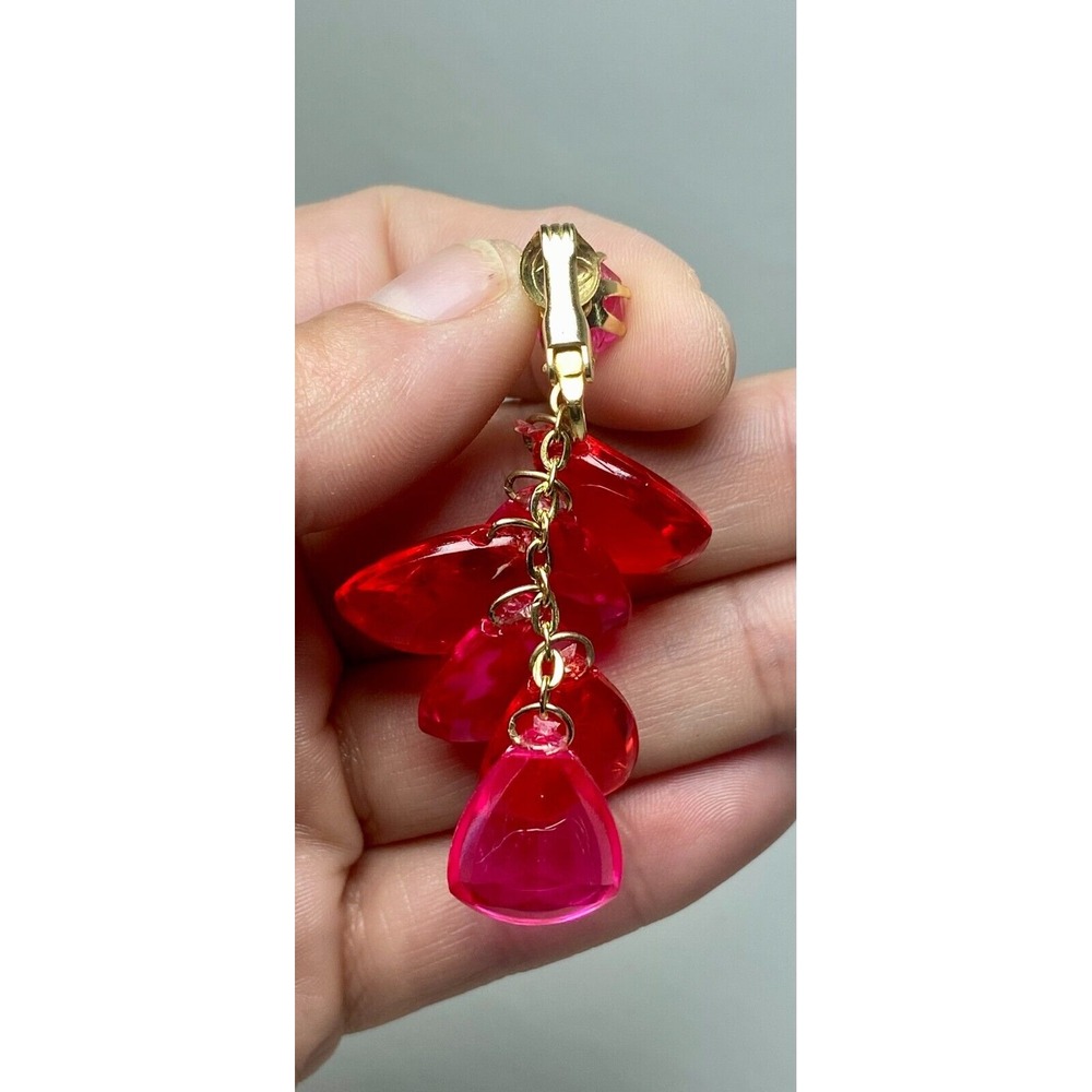 VTG Goldtone Pink and Red Cluster Dangle Clip-on Earrings Signed Hong Kong 2" - Picture 2 of 4